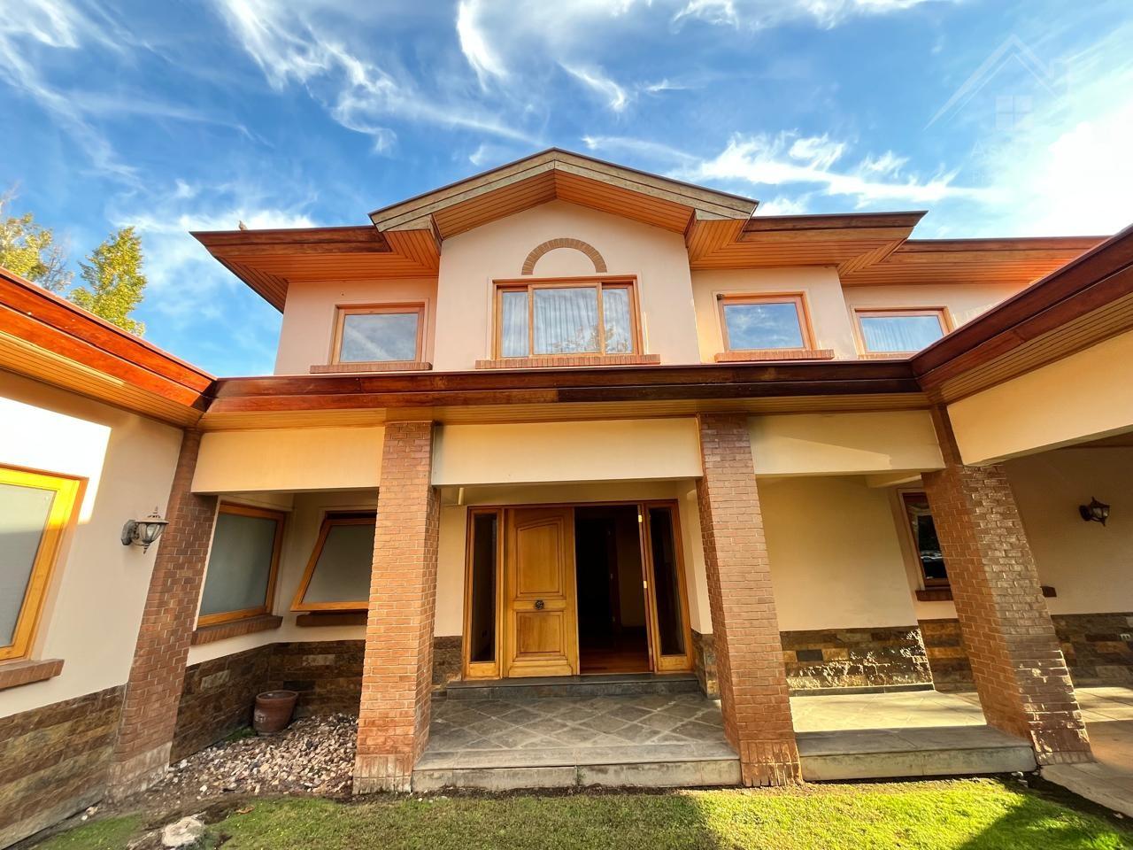 Venta Casa 5 dormitorios sector Oriente Talca