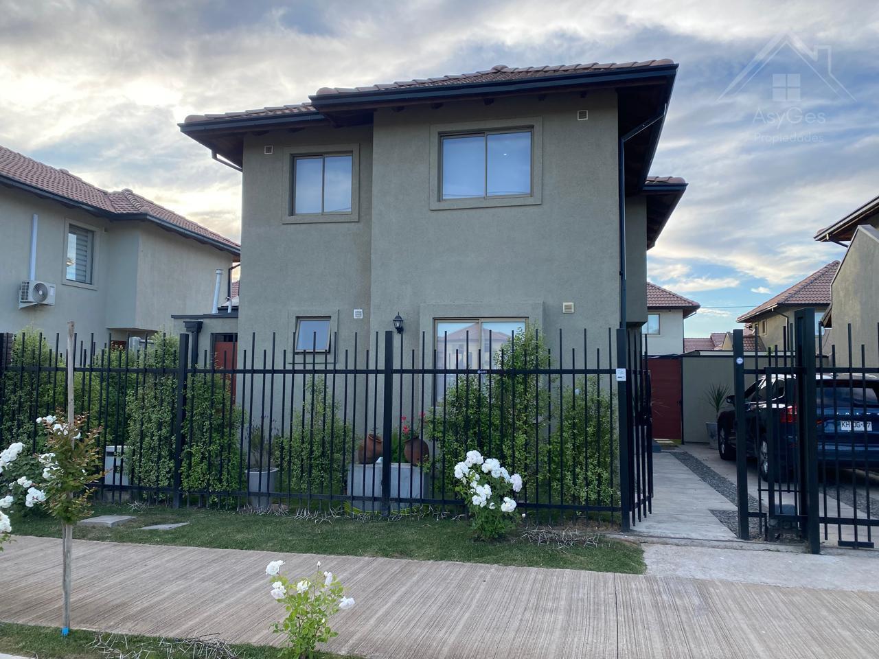 CASA EN ARRIENDO 4 D 4B EN SECTOR ORIENTE TALCA