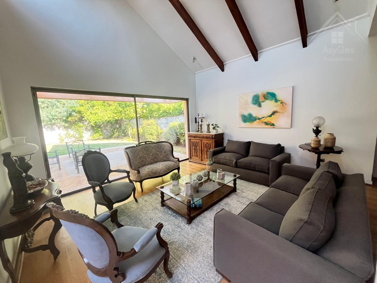 Venta de  Gran y Hermosa Casa en sector Oriente